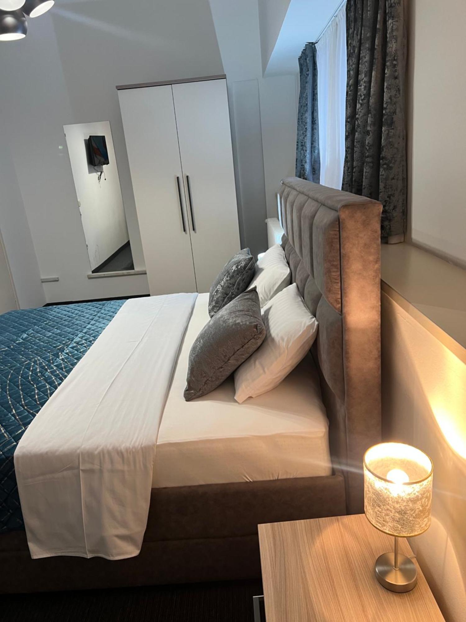 Guesthouse Nice Room Zadar Bagian luar foto