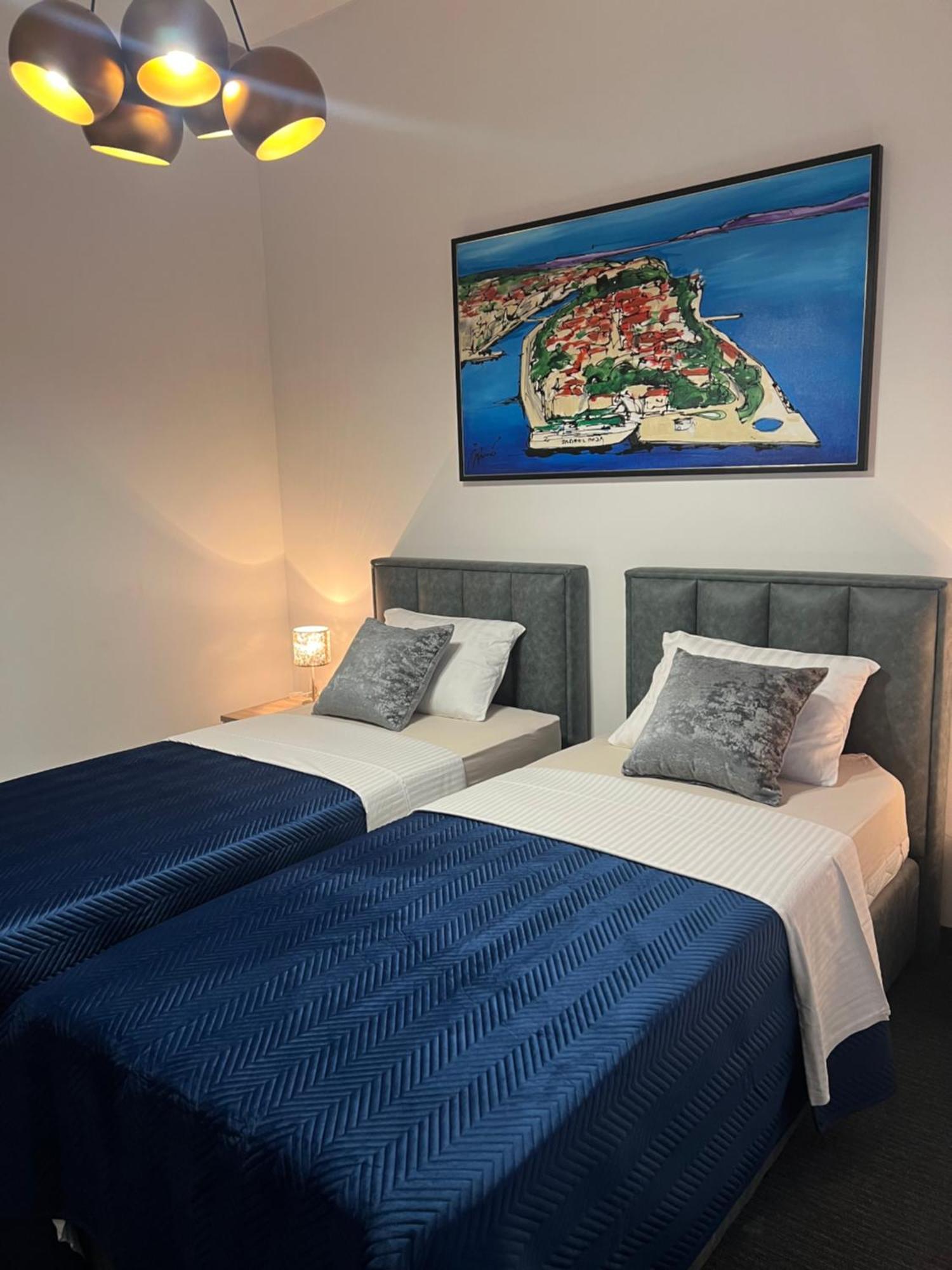 Guesthouse Nice Room Zadar Bagian luar foto